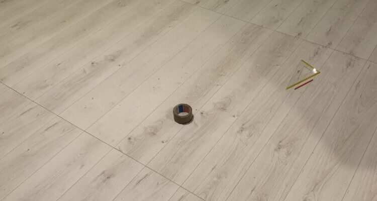 jak powinna wyglądać nowoczesna ciepła podłoga w domu